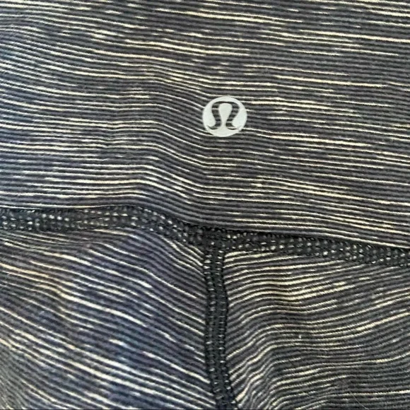 Lululemon Wunder Under Heathered Crop Leggings - Picture 4 of 9